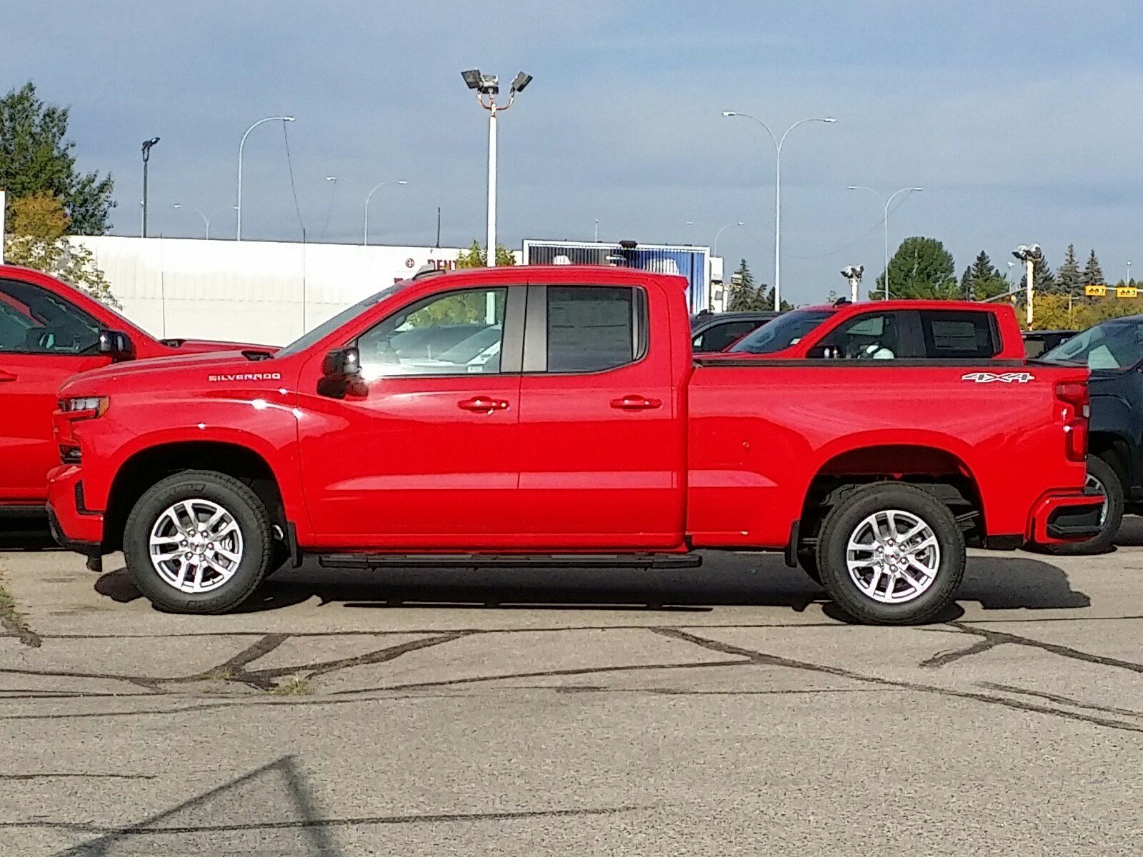 New 2019 Chevrolet Silverado 1500 RST 4WD Extended Cab Pickup