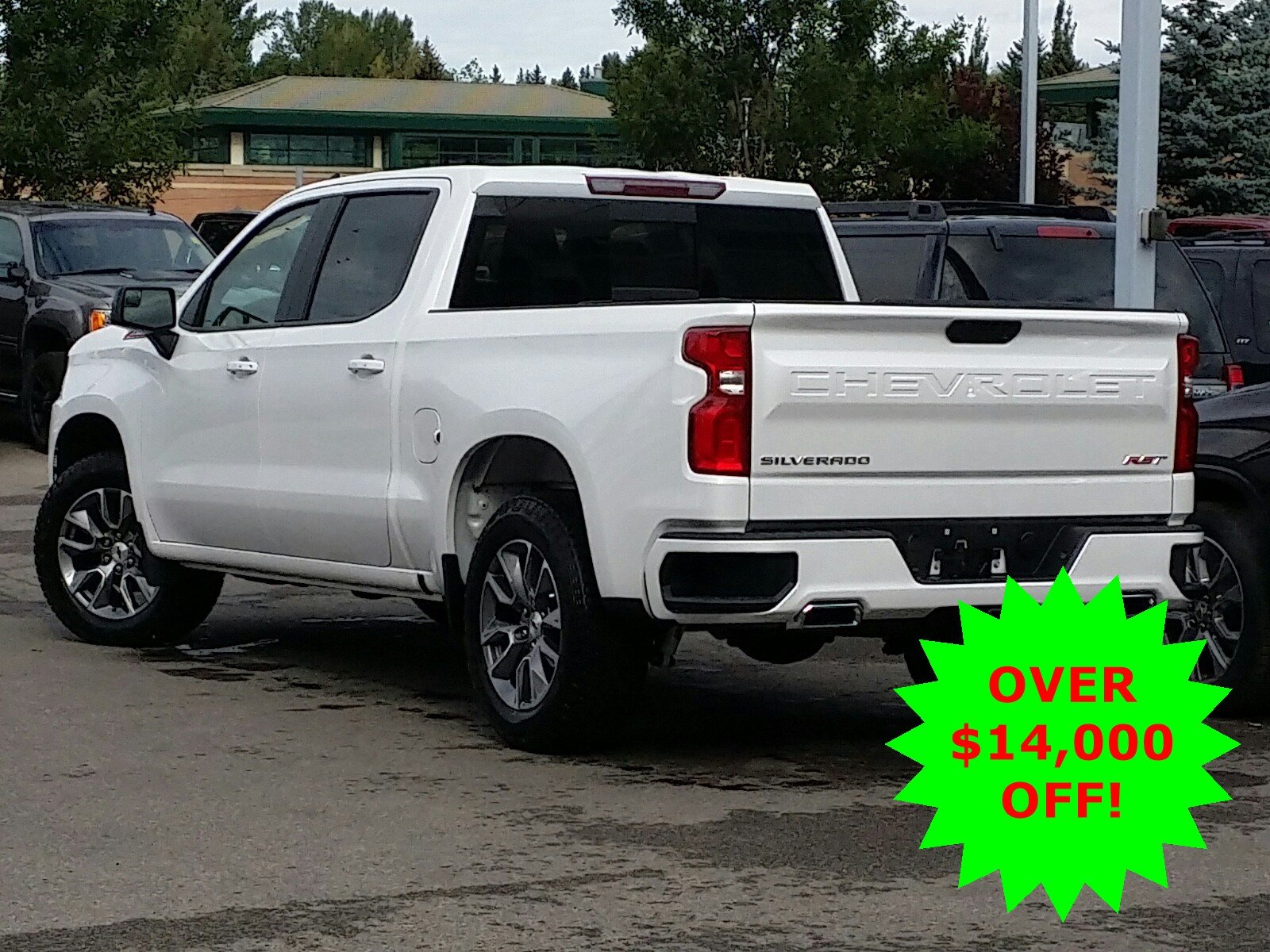 New 2019 Chevrolet Silverado 1500 RST 4WD Crew Cab Pickup