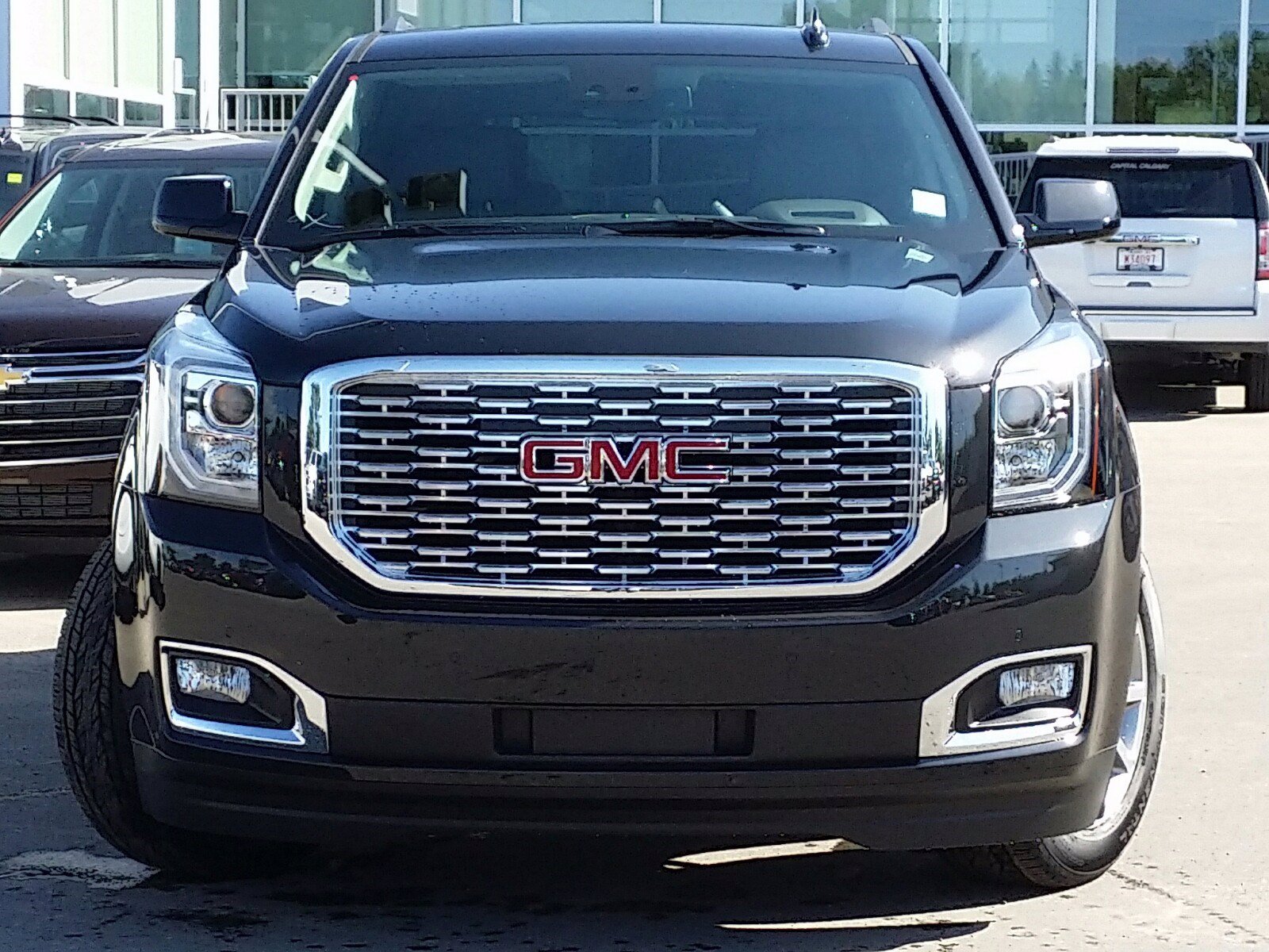 New 2020 GMC Yukon Denali AWD Sport Utility