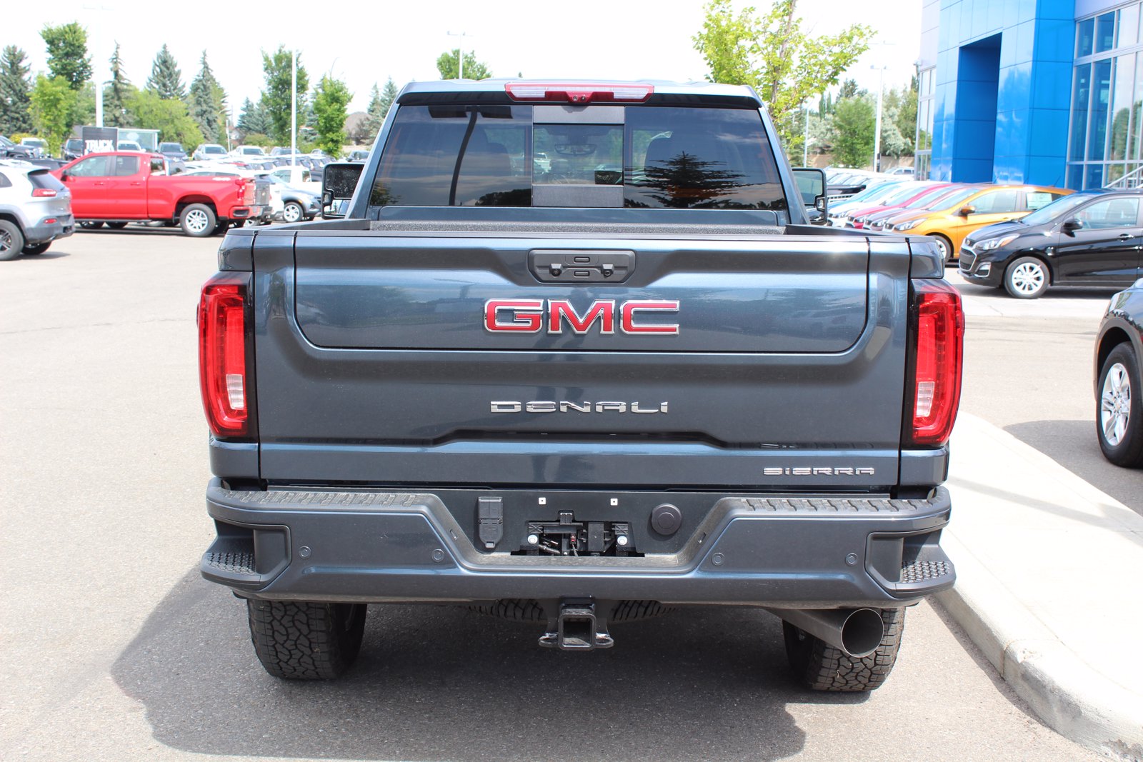 New 2020 GMC Sierra 3500HD Denali 4WD Crew Cab Pickup