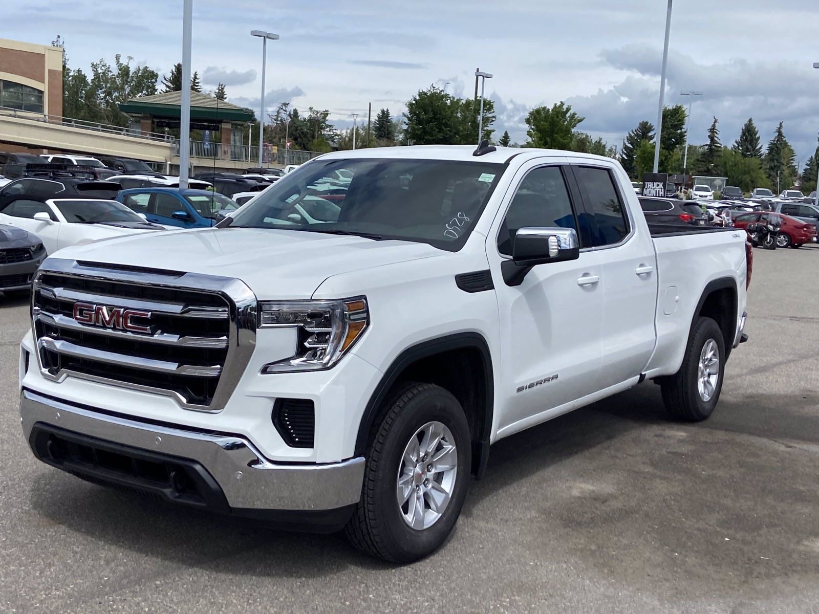 New 2020 GMC Sierra 1500 4WD Extended Cab Pickup